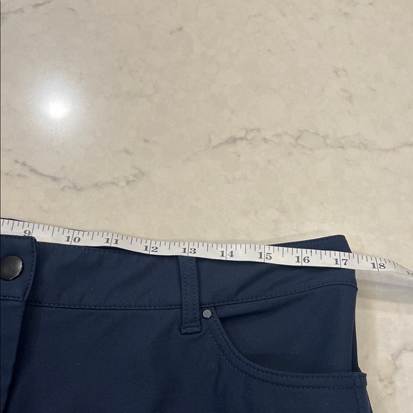 Lululemon City Sleek 5 Pocket Wide-Leg High Rise 7/8 Length Pant Navy Size 32 - Picture 6 of 9